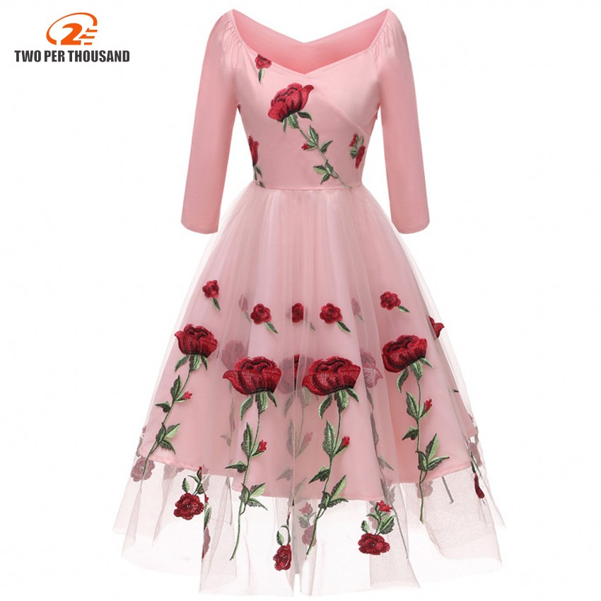 Women'S Fashion Of The 60S - Christmas Rose Embroidery Vintage Dress Slash